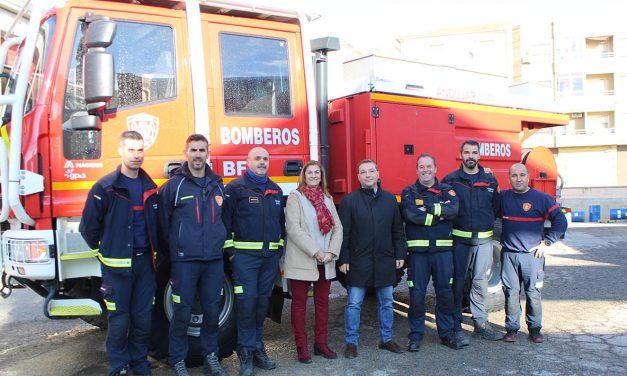 Un nuevo vehículo para los bomberos de Andújar