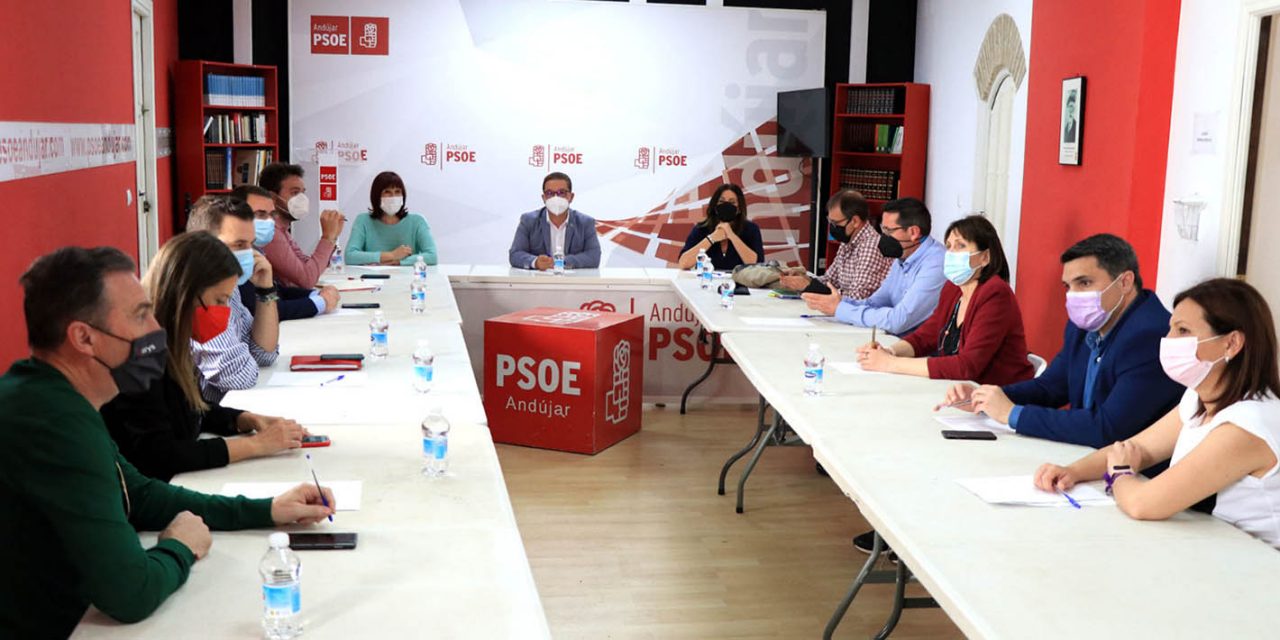 El PSOE pide a la Junta y al Gobierno una apuesta por la reindustrialización de la N-IV