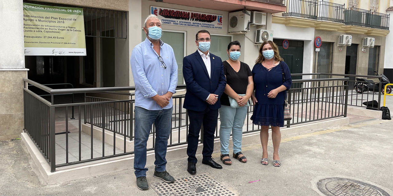 Finaliza la mejora realizada en el acceso a la Barriada Virgen de la Cabeza desde Corredera Capuchinos