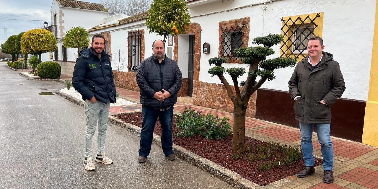 El área de Medioambiente culmina la remodelación de las zonas verdes de la pedanía de Los Villares