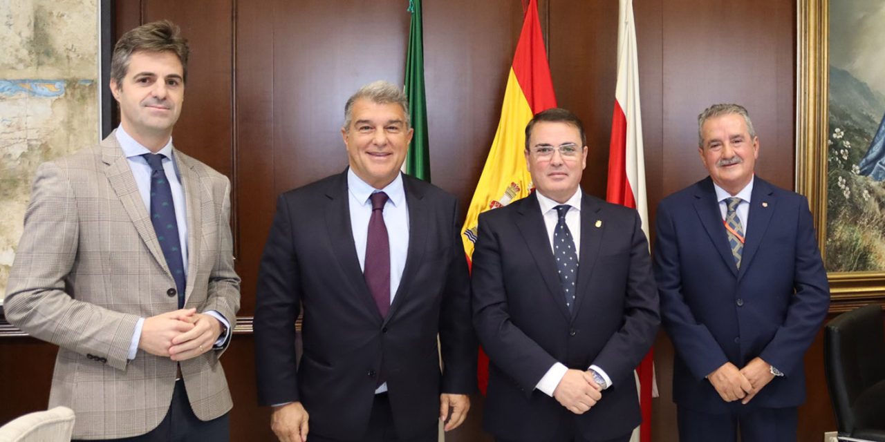El presidente del FC Barcelona Joan Laporta visita Andújar